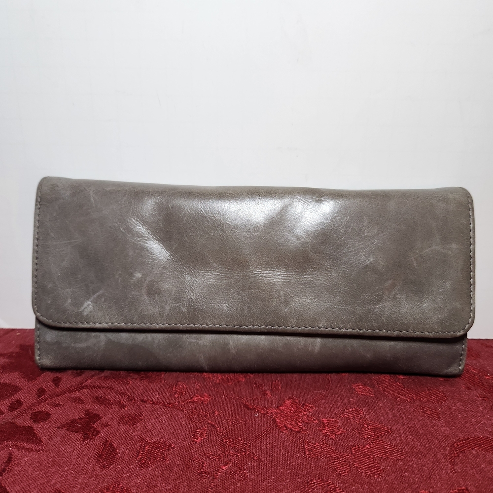 Hobo International Sadie Grey Leather Baguette Tri Fold Long Wallet